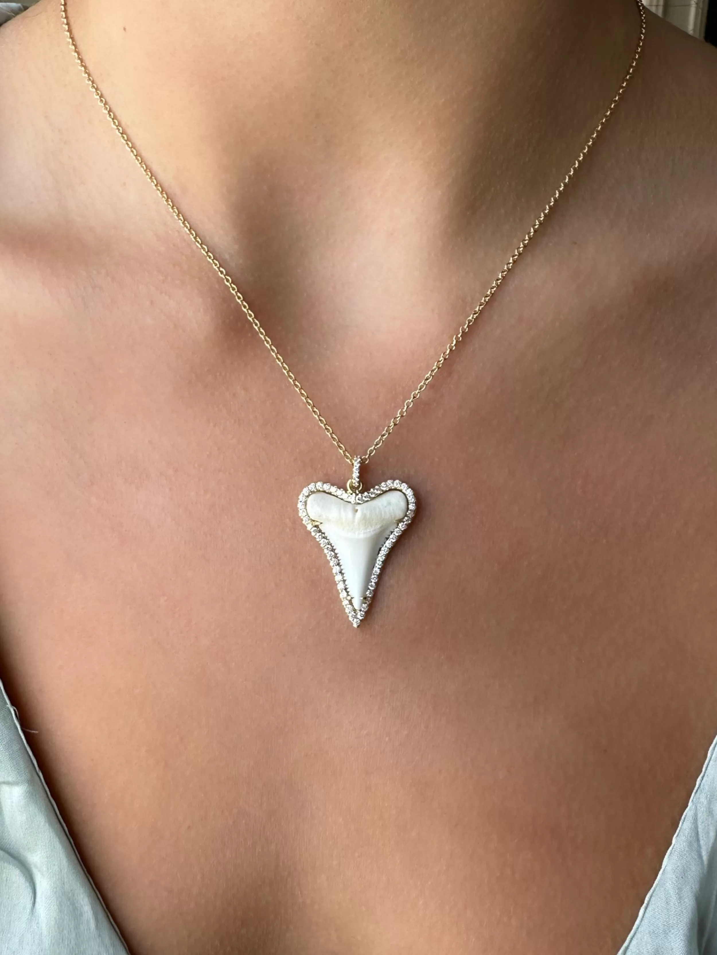 Anita Ko One Of A Kind^MEDIUM SHARK TOOTH PENDANT WITH DIAMOND FRAME