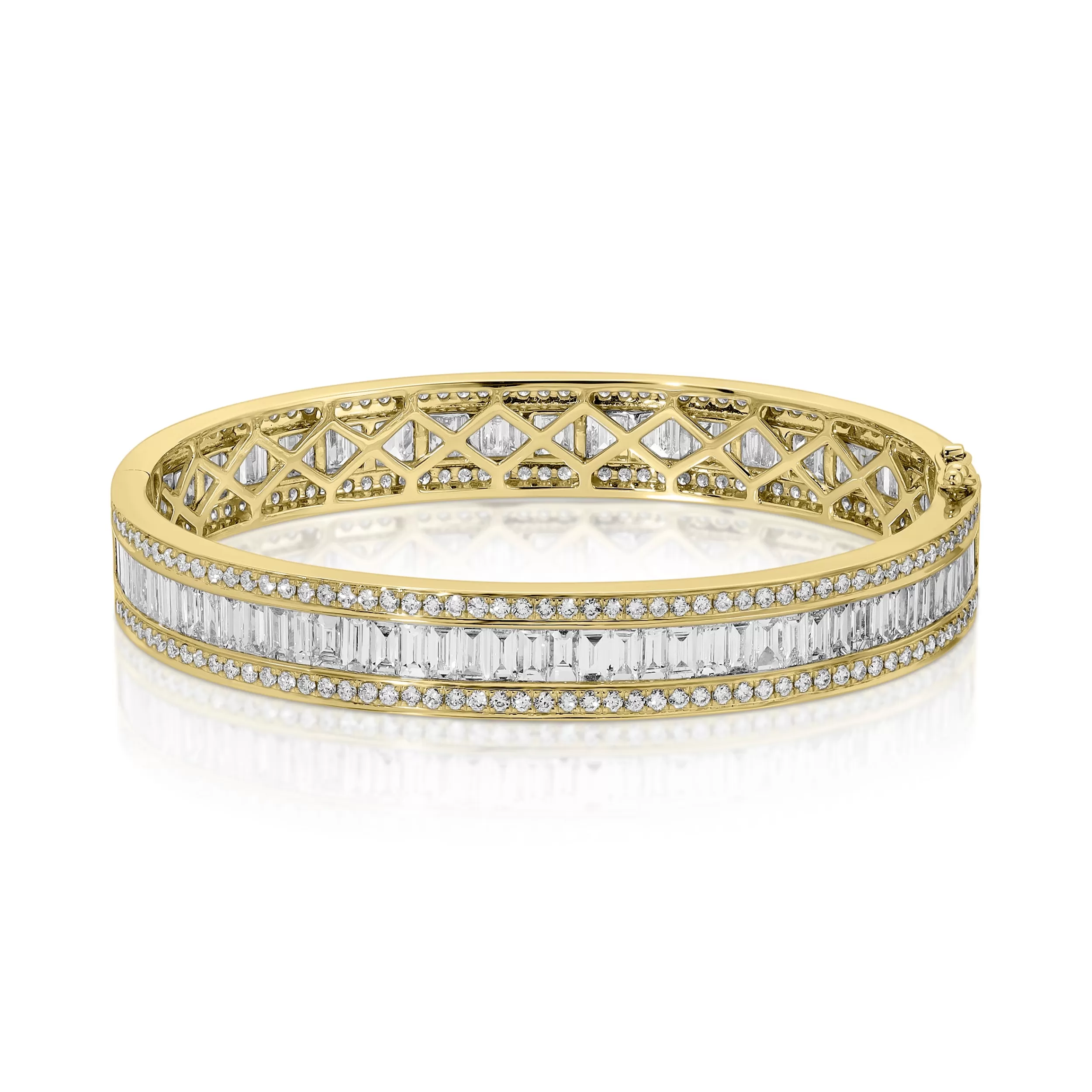 Anita Ko Bangles^STACKED DIAMOND OVAL BANGLE